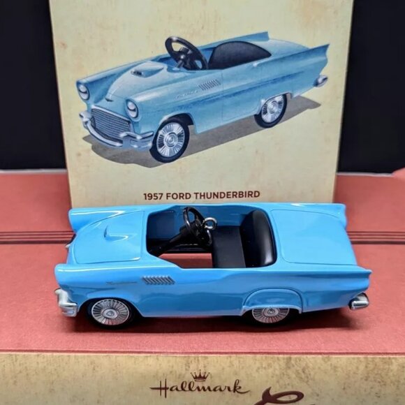 Hallmark Kiddie Car Classics 1957 Blue Ford Thunderbird MINI PEDAL CAR Model & M - Picture 5 of 8